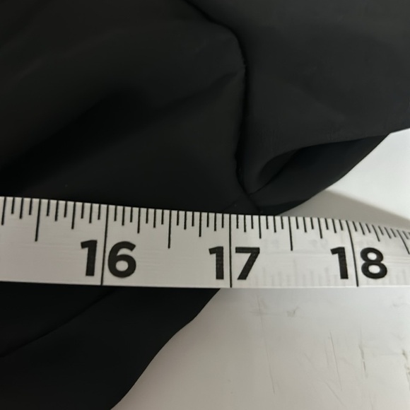 NWOT Gap Black Maternity Satin Wrap Top -Size Small - Picture 7 of 8